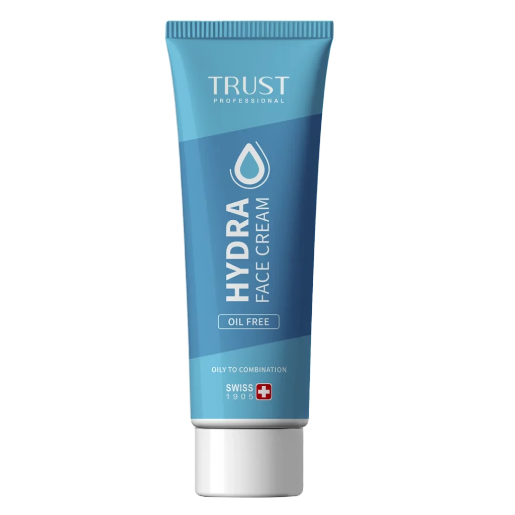 کرم آبرسان پوست چرب تراست