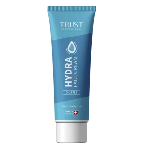 کرم آبرسان پوست چرب تراست